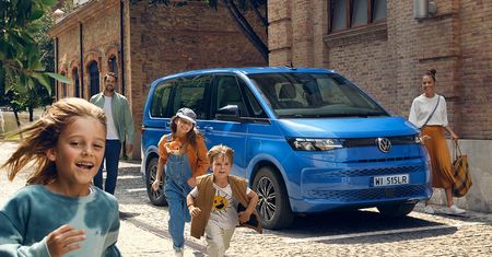 Rodzinne auto bez kompromisów. Jak sfinansować Volkswagena Multivana?