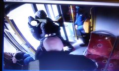 Gapowicz zaatakował kontrolerkę w autobusie