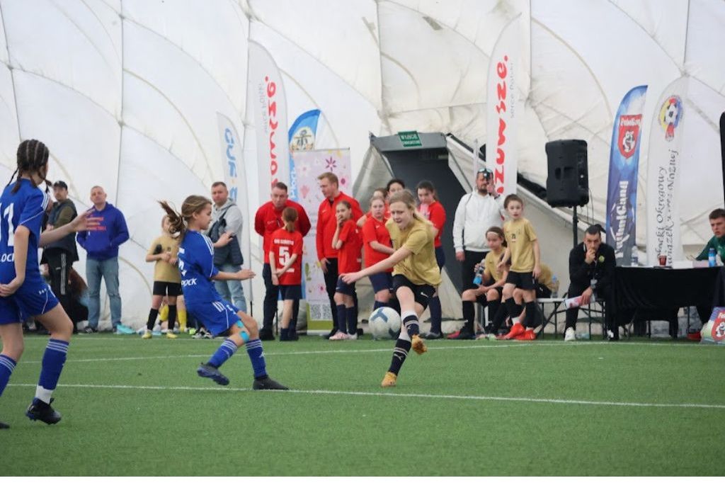 IV Dzień Kobiet z FutbolGangiem