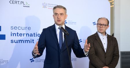 Cyberatak na parlamentarzystów PO. "Grupy z Federacji Rosyjskiej i Białorusi"
