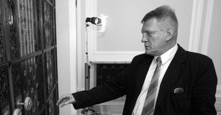 Bronisław Cieślak nie żyje. Posłanki wspominają: Borewicz z "07 zgłoś się" w Sejmie