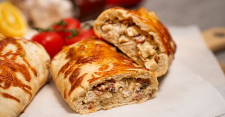 Kurczakobagiety lepsze niż hot dogi ze stacji. Zjedz na gorąco lub na zimno