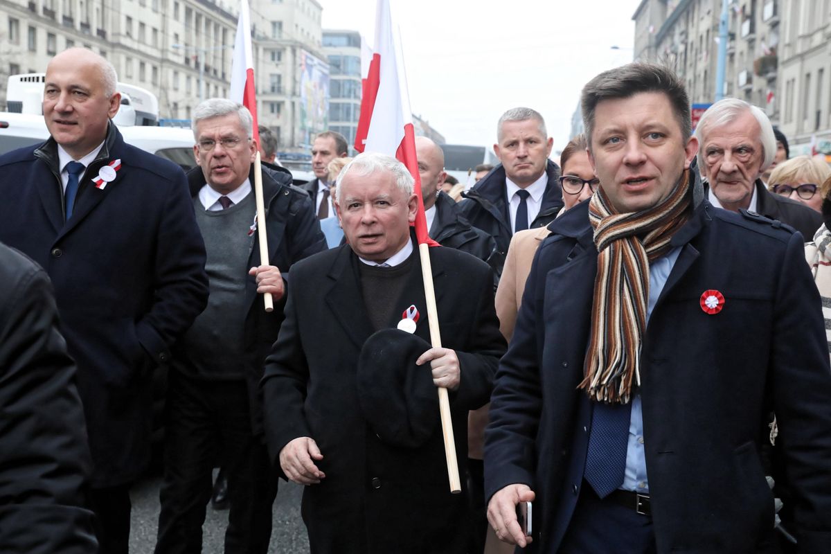 Jarosław Kaczyński na czele marszu 100-lecia niepodległości Polski w 2018 roku
