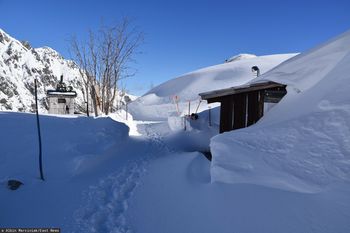 Schronisko w Dolinie Pięciu Stawów odcięte od świata. Są tam turyści