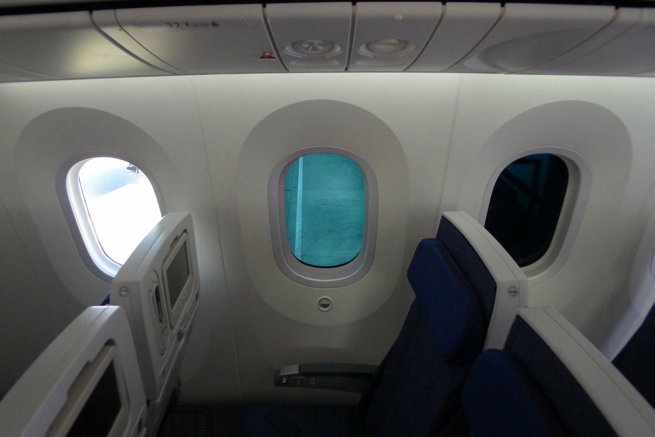 Dreamliner w wersji pasażerskiej gotowy! Pierwsze zdjęcia wnętrza rejsowego 787 8
