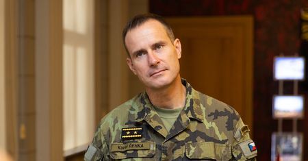 Szef sztabu Czech gen. Řehka: Wojna Rosja-NATO nie jest niemożliwa