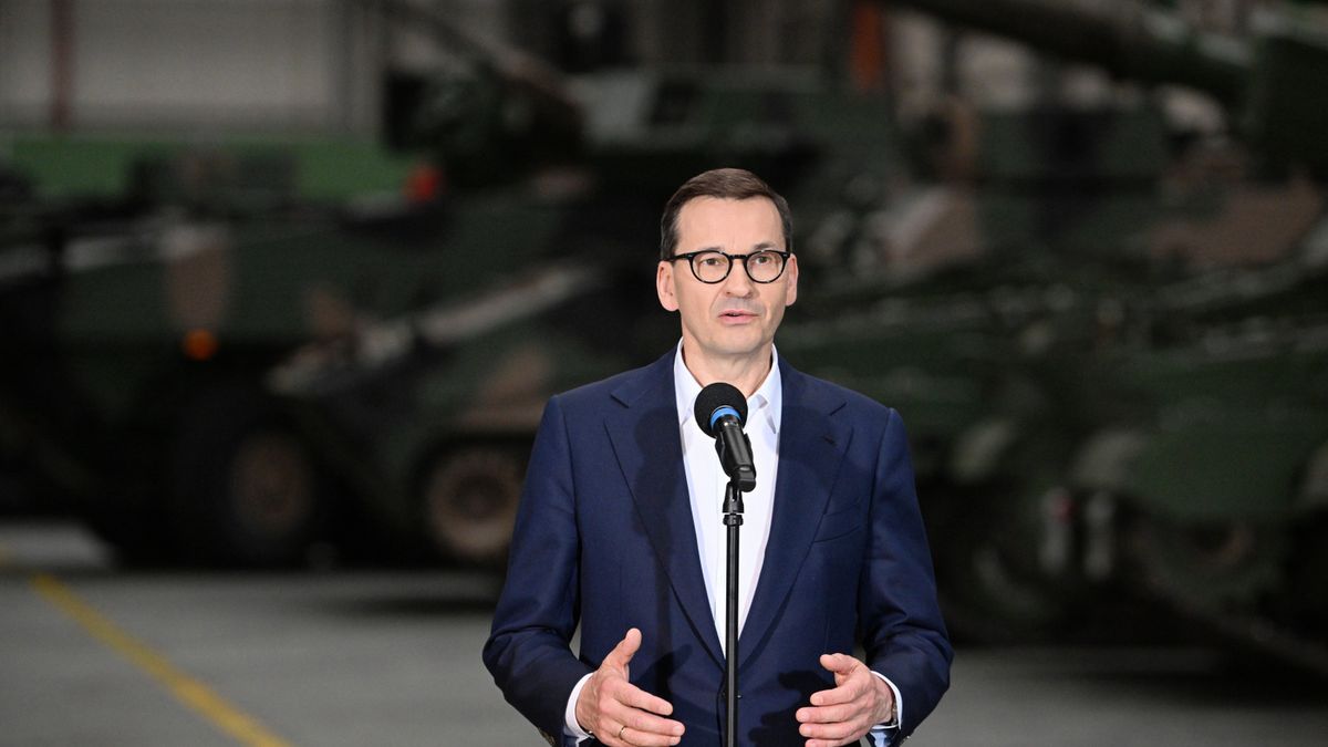 Premier Mateusz Morawiecki we wtorek, 7 czerwca odwiedził Hutę Stalowa Wola