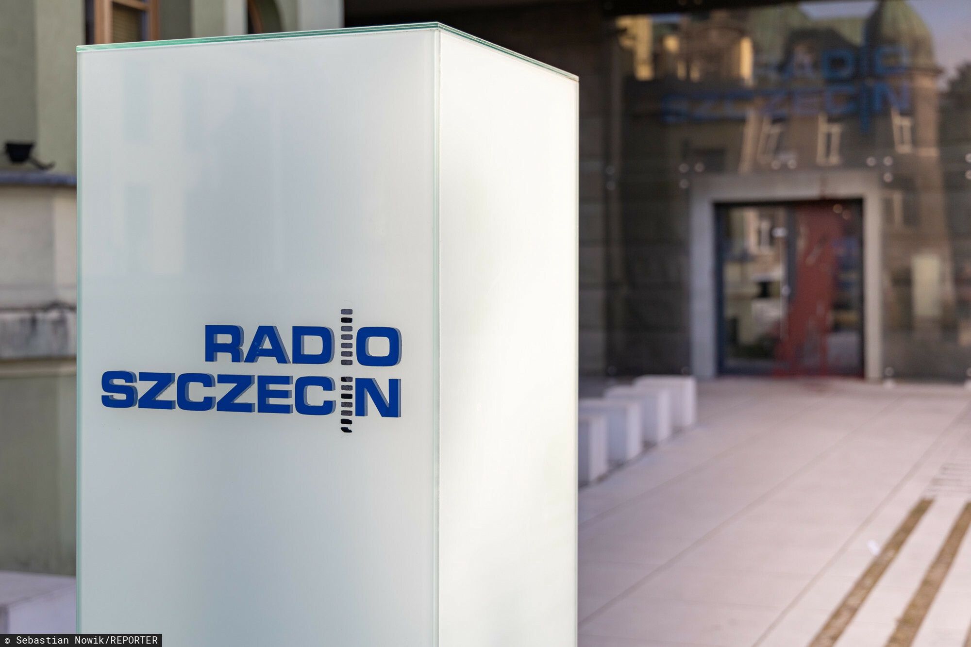 Siedziba Radia Szczecin oblana czerwon? farb?
08.03.2023 Szczecin Radio Szczecin Siedziba Radia oblana czerwona farba
Fot Sebastian Nowik/REPORTER
Sebastian Nowik/REPORTER