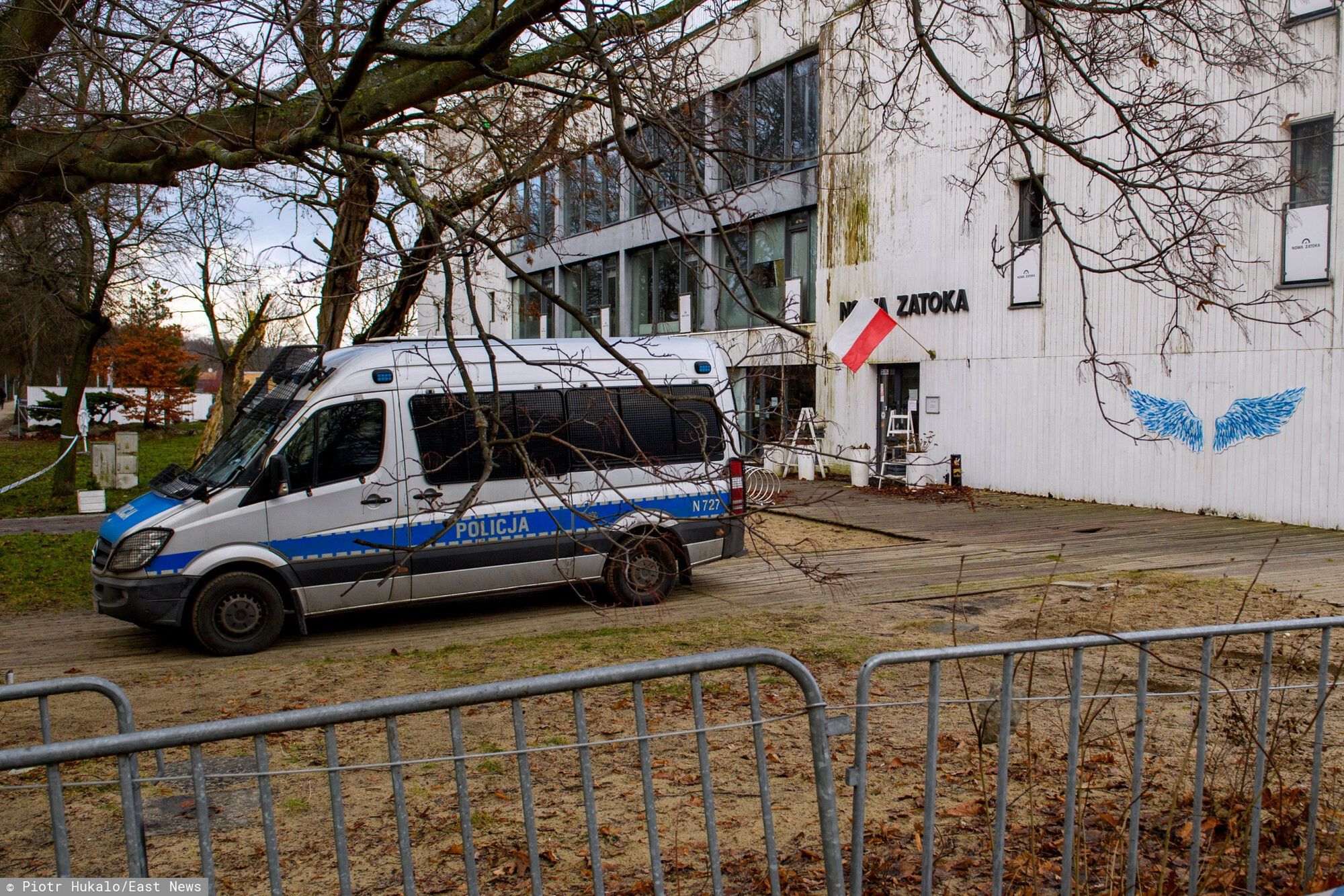 Działania policji na terenie dawnej Zatoki Sztuki