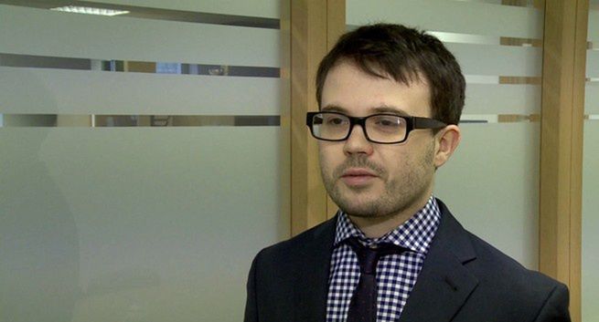 Hity sprzedaży internetowej to markowa odzież, książki i tablety