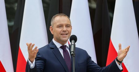 Nowy ranking zaufania. Lider umacnia pozycję