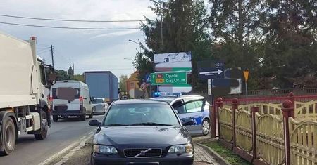 Chciał ominąć korek. Teraz może iść do więzienia