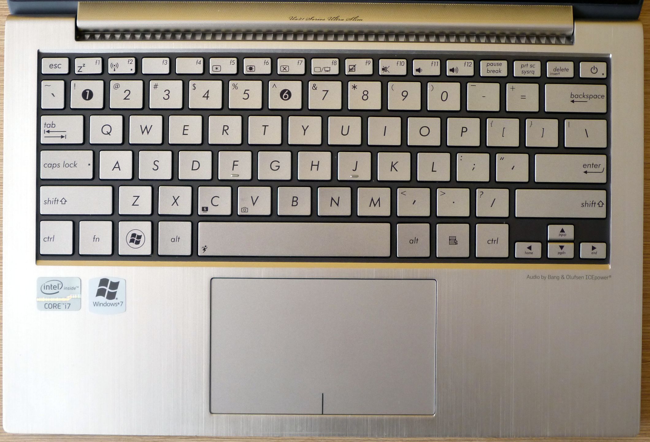 Asus Zenbook UX21E – żyletka z Core i7 [test] 9