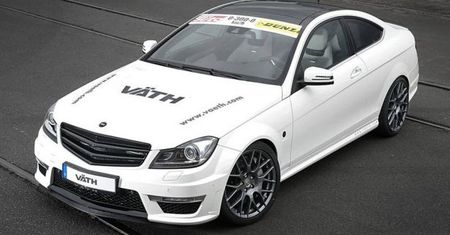 Biała strzała – Väth C 63 AMG Coupé V63RS (2011)