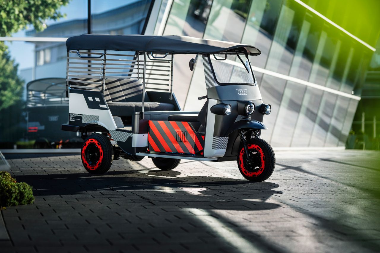 Audi e-tron tuk-tuk