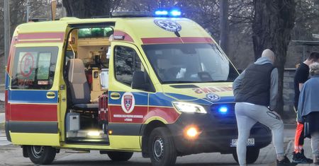 Dramat na sesji w Radomiu! 78-letni radny zasłabł po ataku hejtu – wylew i ciężki stan w szpitalu