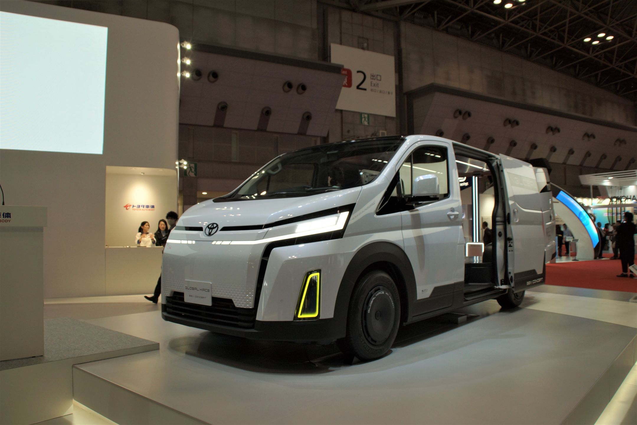 Toyota Hiace BEV Concept