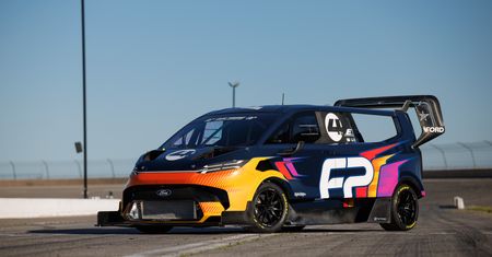 Ford gotowy na Pikes Peak. Elektryczny SuperVan wygląda imponująco