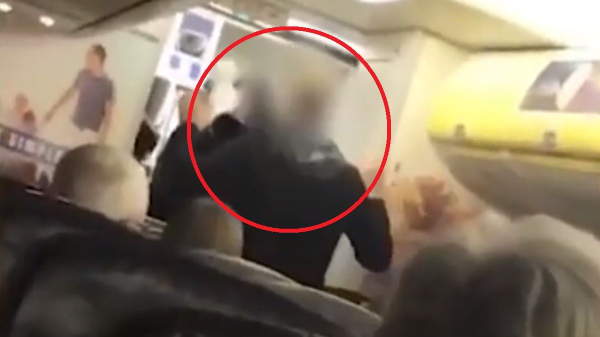 Agresywny i nietrzeźwy pasażer zaatakował stewarda