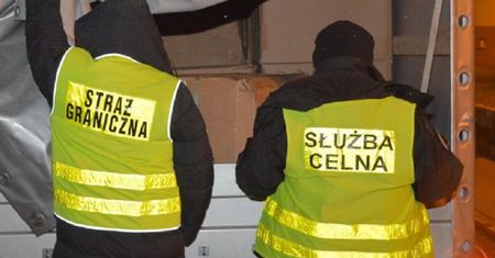 Ukraińscy dyplomaci złapani na gorącym uczynku. Służby pokazały zdjęcia
