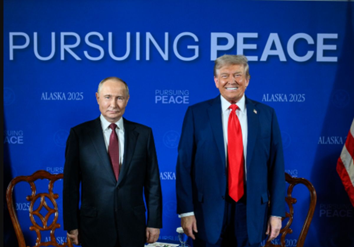 Historyczne spotkanie Trumpa i Putina. Biały Dom publikuje zdjęcie