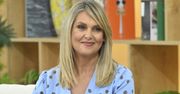 Wskoczyła w najmodniejszą sukienkę. Ale spójrzcie, co miała na stopach