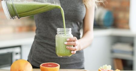 Shake, zdrowy koktail w kilka minut – przepisy na koktaile od dietetyka