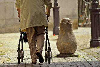 Skrytykowali rentę wdowią. "Ubóstwo nie jest skorelowane z wdowieństwem"