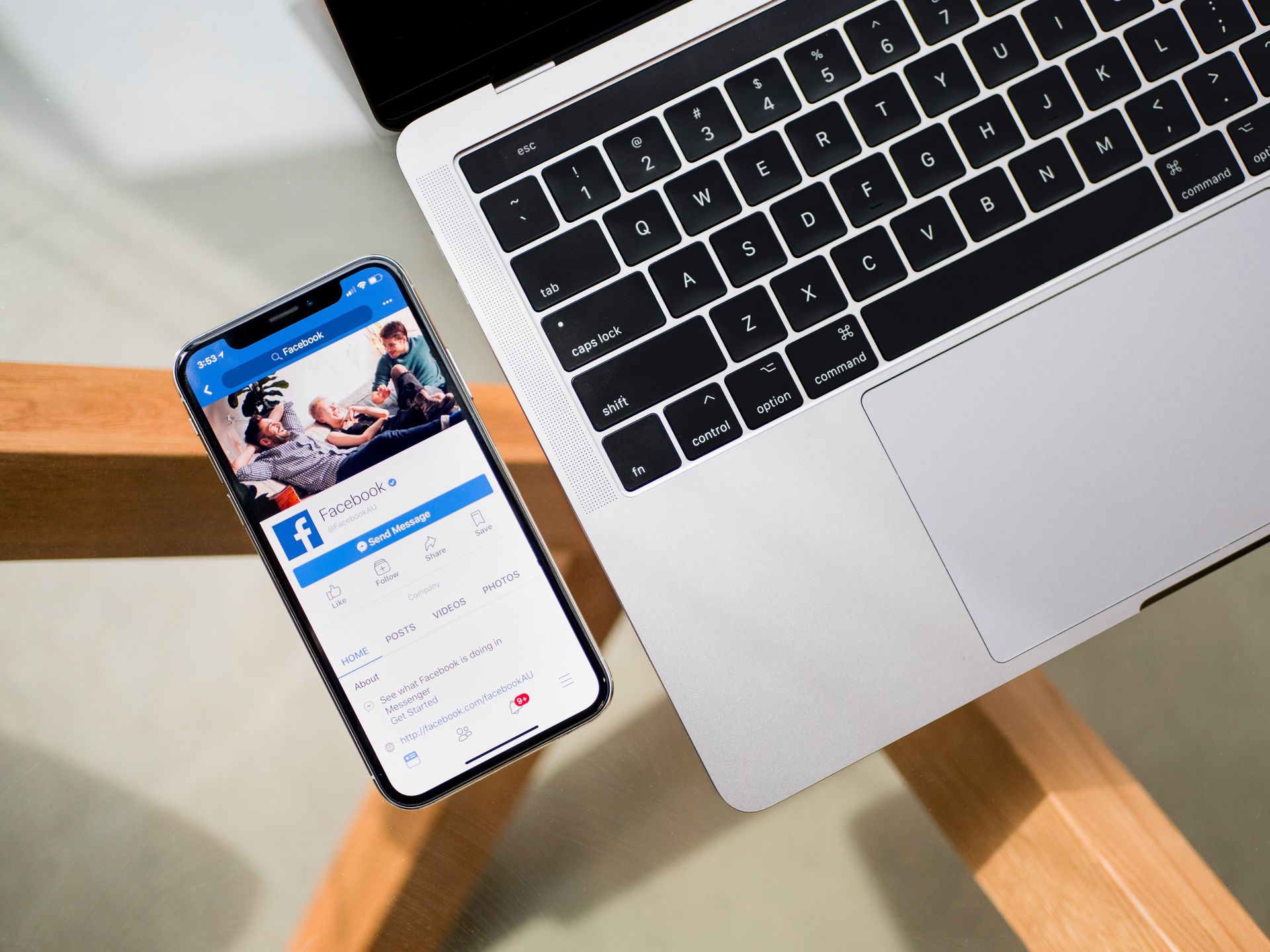 Facebook szykuje ponoć własny system. Chce się uniezależnić od Androida 2