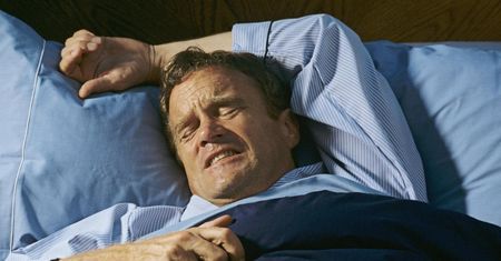 Pojawia się po przebudzeniu. To znak, że cukrzyca dewastuje trzustkę