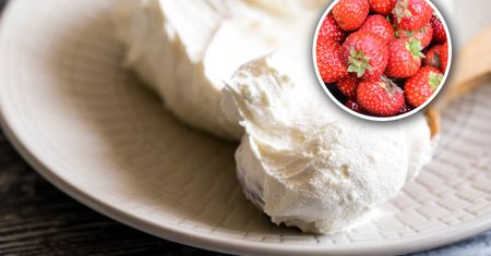 Domowe lody truskawkowe. Wystarczą 3 składniki