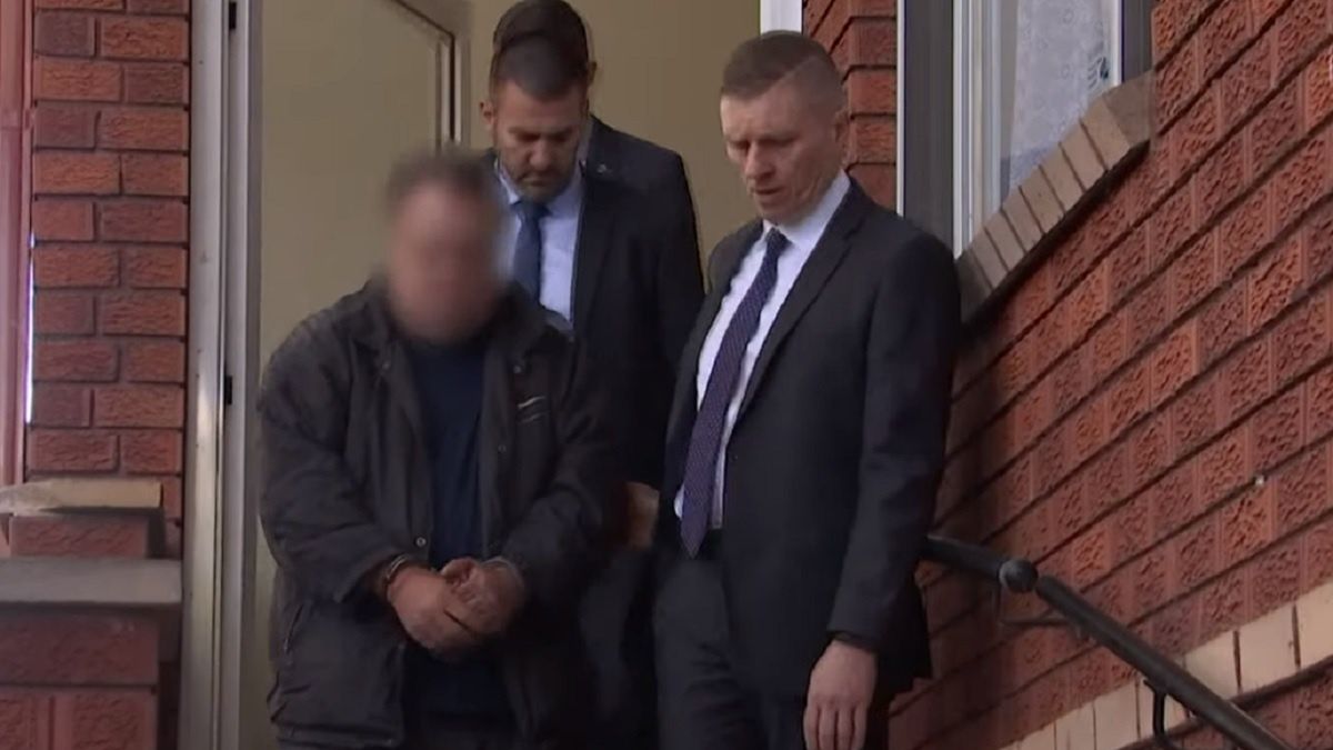 49-letni mężczyzna został aresztowany i oskarżony o zamordowanie Scotta Johnsona w 1988 roku. 