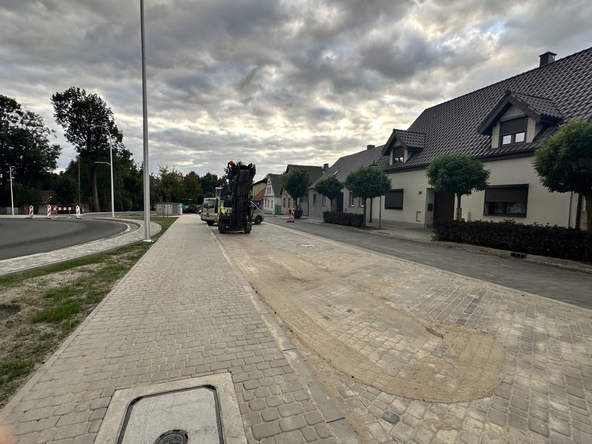 Nowe rondo w Szamocinie już wkrótce będzie gotowe. Prace postępują