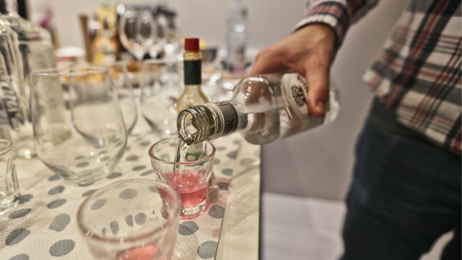 Święta to szczególnie trudny czas dla alkoholików i ich rodzin