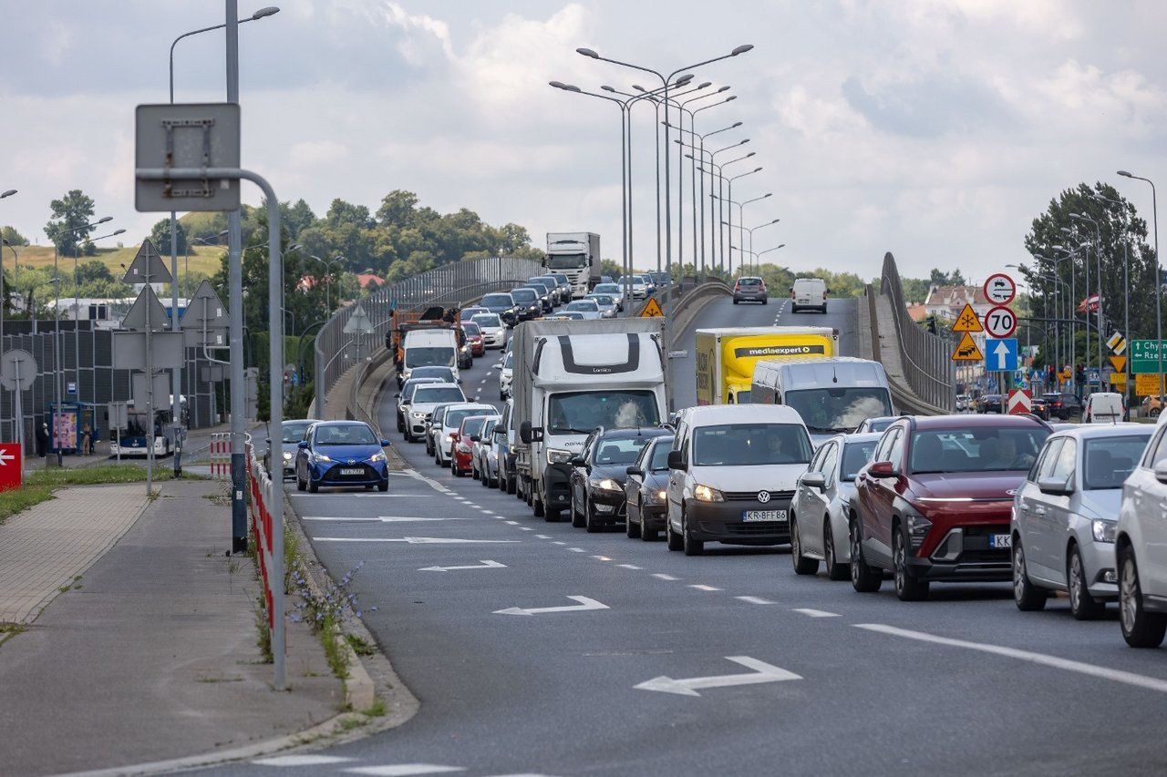 Odwołana szansa na komunikacyjną rewolucję w południowo-wschodnim Krakowie. Fiasko przygotowań do budowy nowych tras. &#34;Wstrzymano decyzje&#34