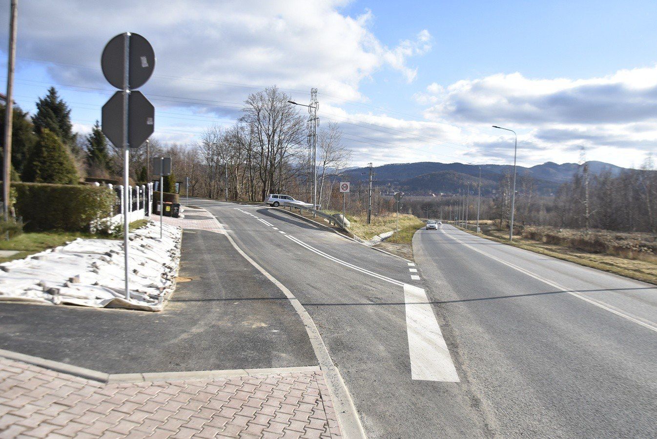 Łącznik ul. Żeromskiego gotowy - autobusy 20 i 8 jeżdżą krótszą trasą