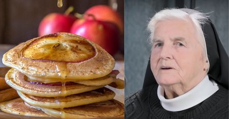 Racuchy prosto z "Anielskiej kuchni". Mięciutkie jak poduszka, puszyste jak chmurka