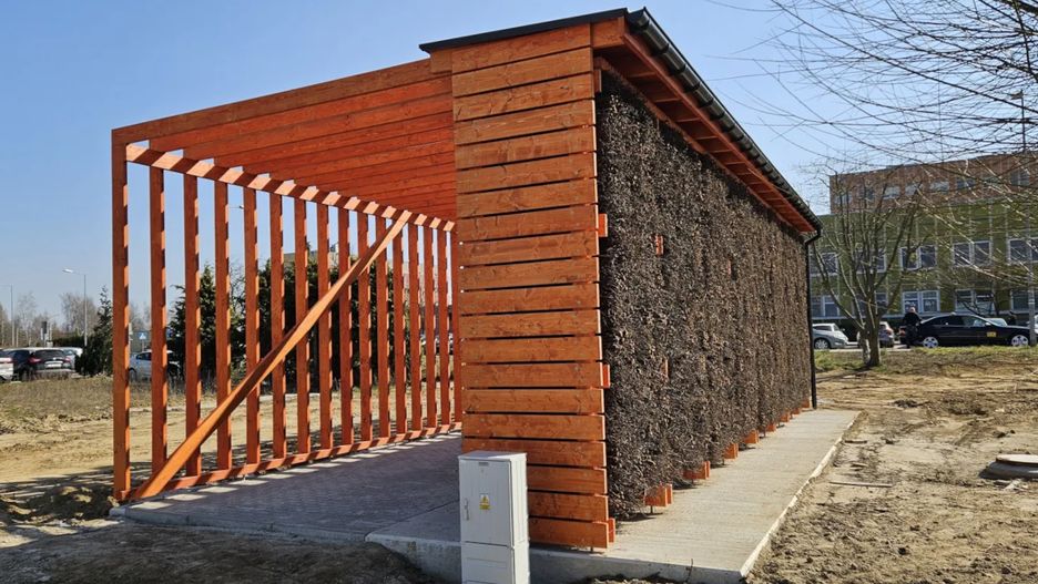 Przy szpitalu na Dekerta powstała tężnia solankowa.