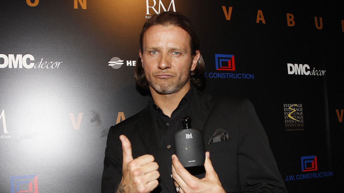 Radosław Majdan pokazał premierowo swoje perfumy dziesięć lat temu.