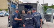 Dramat rodzinny w dniu urodzin. 50-latek próbował udusić żonę i spowodować śmiertelny wypadek