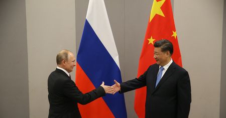 Rosja i Chiny przegrały bitwę na szczepionki przeciw koronawirusowi