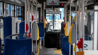 Kraków: Gwałtowne hamowanie autobusu. Poszkodowani trafili do szpitala
