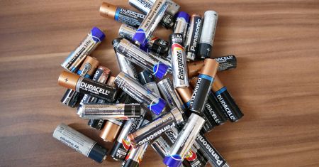 Wojna na baterie. Energizer i Duracell się kłócą, spór ma rozstrzygnąć sąd