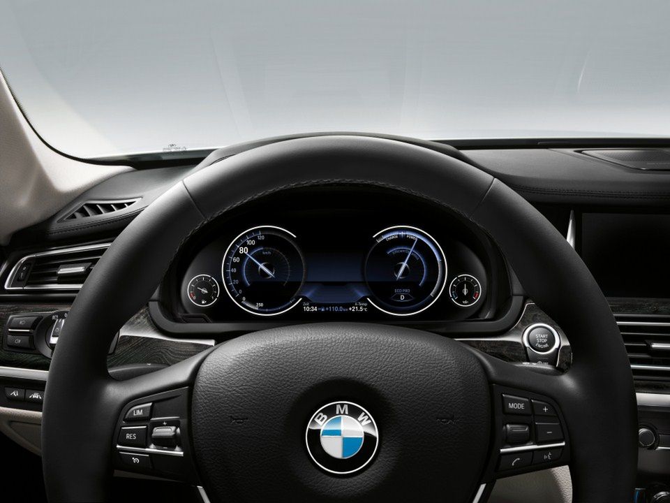 BMW serii 7 2013 (31)