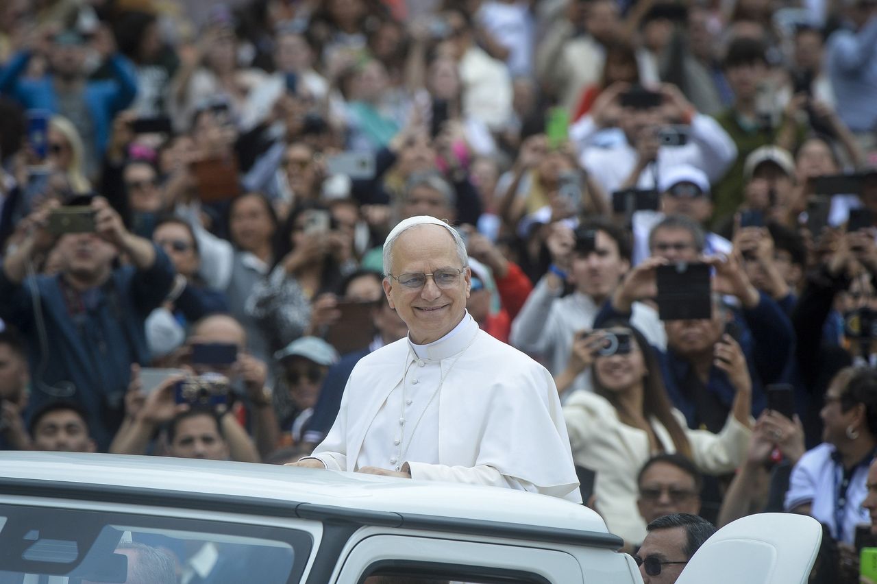 Künstliche Videos: Papst Leo XIV Opfer von KI-Desinformation