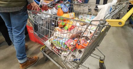 Wielka Sobota. Sklepy będą otwarte krócej. Do której?