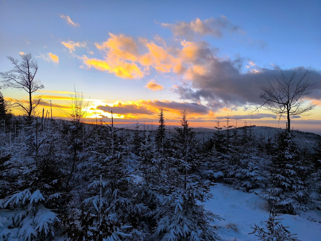 Zachód słońca na Klimczok i Szyndzielnia