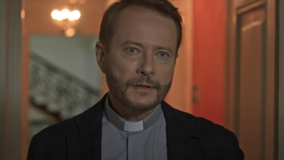 Ojciec Mateusz (Artur Żmijewski)