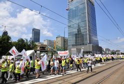 Warszawa. Manifestacja górników i energetyków. "Walczycie z tymi, którzy pomogli wam dojść do władzy"