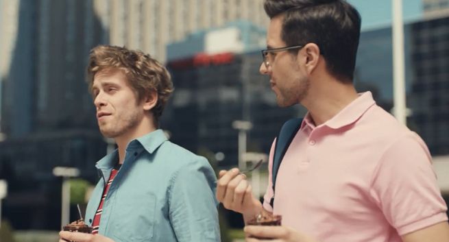 McDonald’s reklamuje lody czekoladowe (wideo)